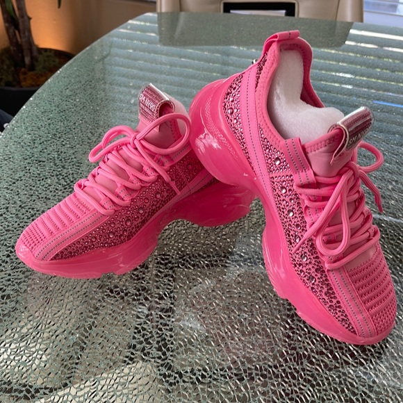 Steve Madden Shoes - Steve Madden SM NY90 NWT